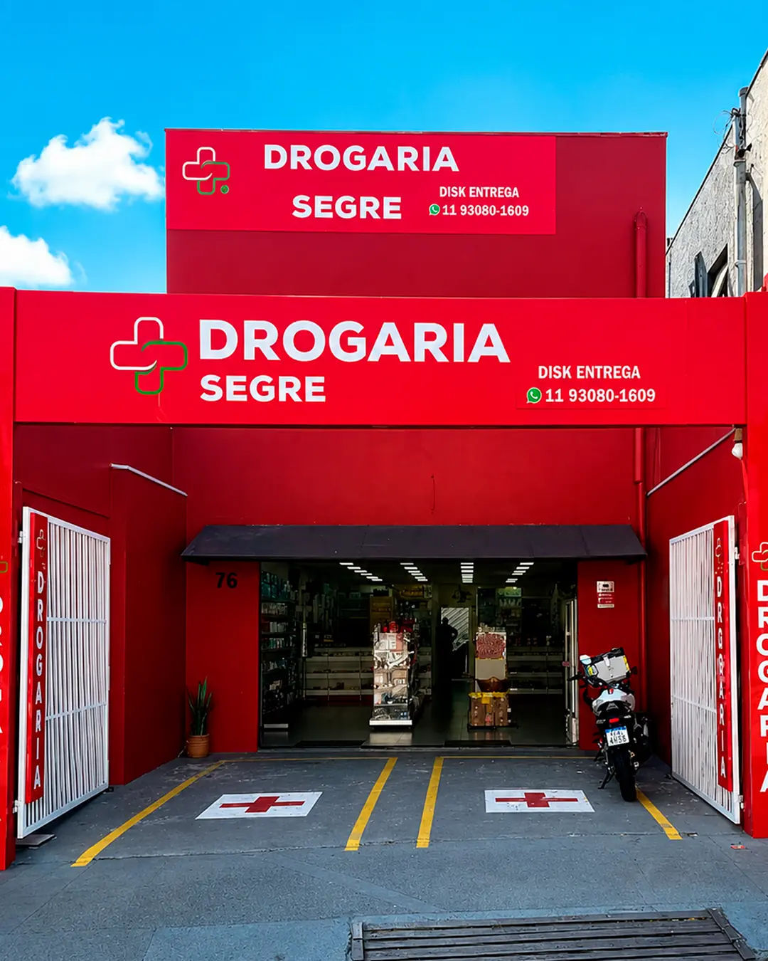 Fachada da Drogaria Segre na Ponte de Campinas em Jundiaí